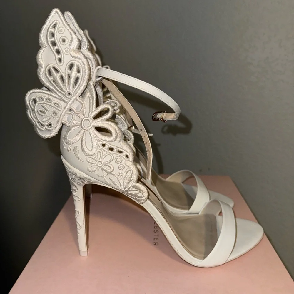 Sophia Webster Chiara White Sandals - Picture 2 of 11